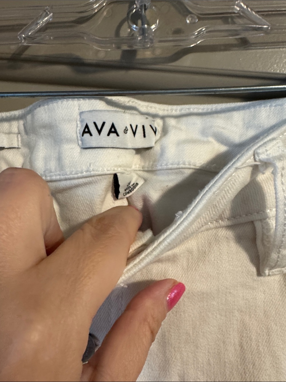Ava & Viv White Wide Leg Jeans - Button Front - Picture 2 of 2